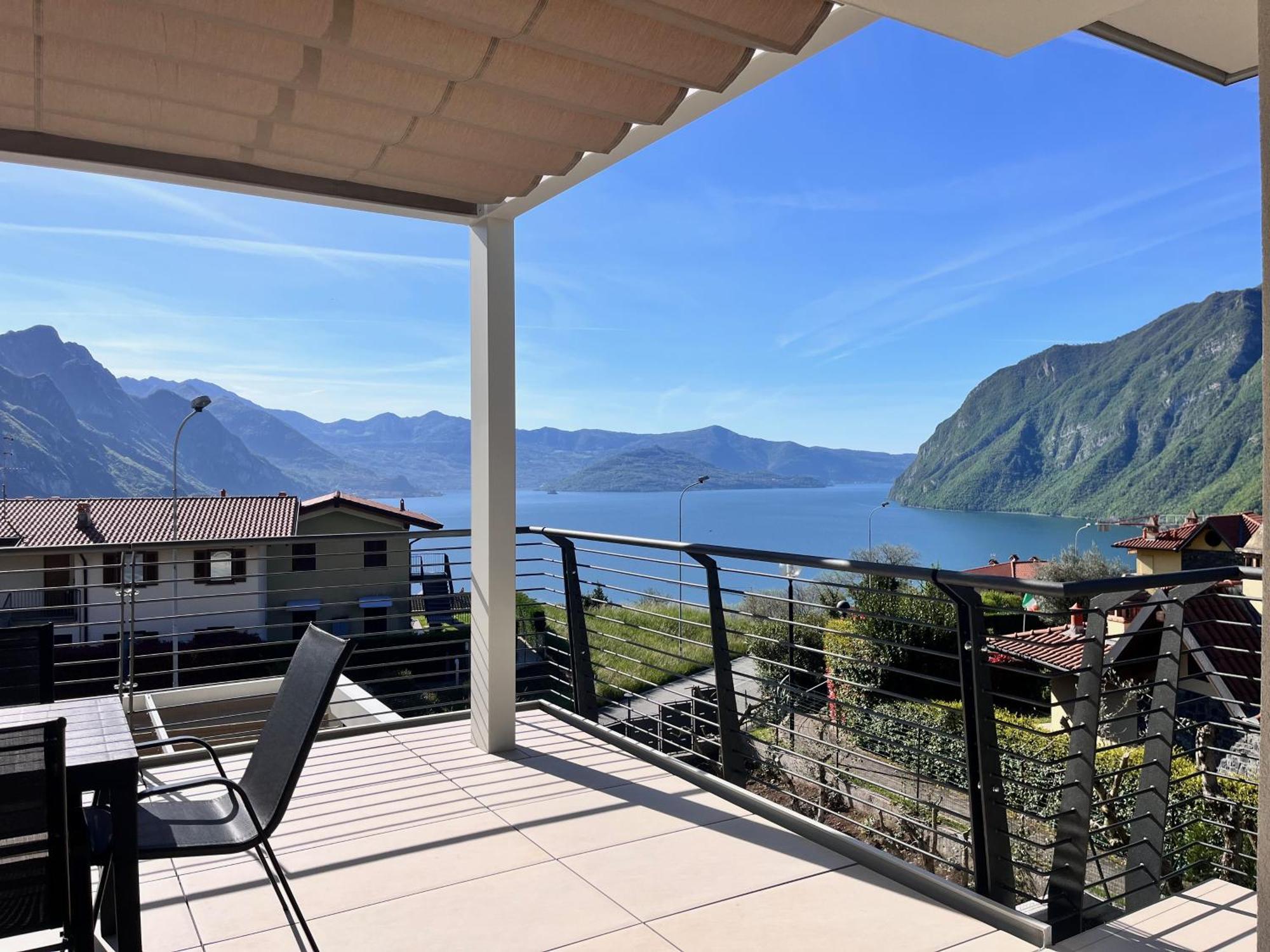 Costa Blu - Terrace Overlooking The Lake & Pool Riva di Solto Exterior foto