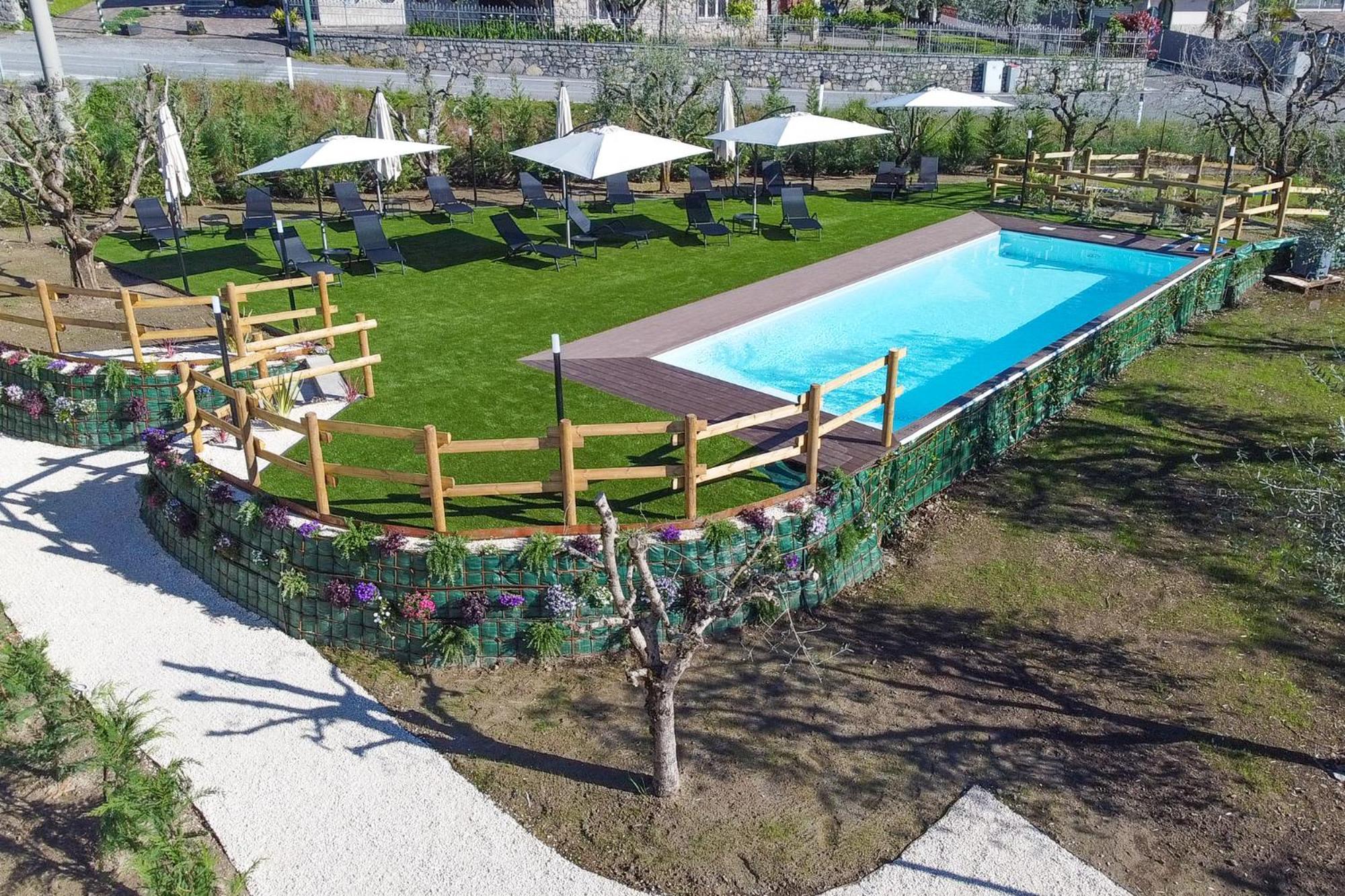 Costa Blu - Terrace Overlooking The Lake & Pool Riva di Solto Exterior foto